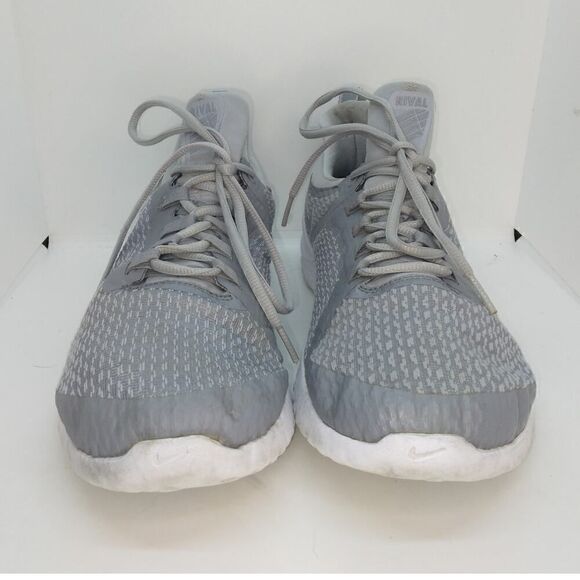 Athletic_Shoes